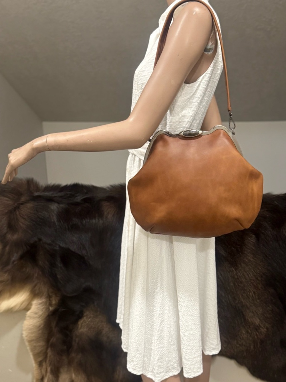 Original Design! Unique Crazy Horse Cowhide Handmade Custom Frame Slouchy Bag - Picture 2 of 16